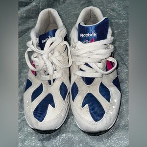 Reebok Aztrek Bright Rose 2018 - CN7068 size 7